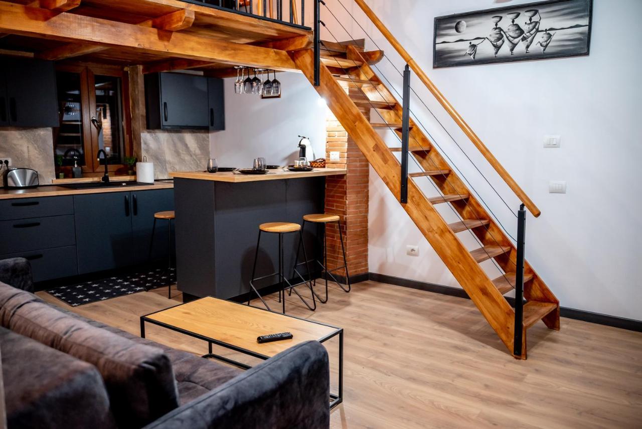 Marco's Apartment *